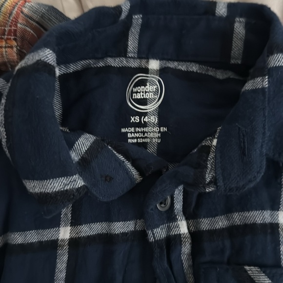 Boys long Sleeve Button down - Picture 3 of 3